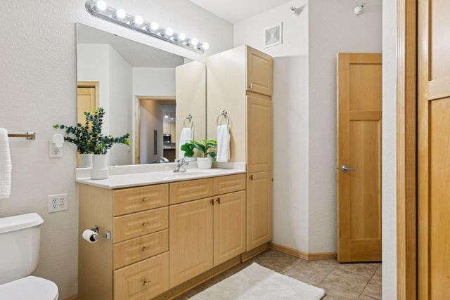 1800 Graham Avenue 325, Saint Paul, MN 55116