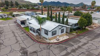 22111 Newport, Riverside, CA 92313