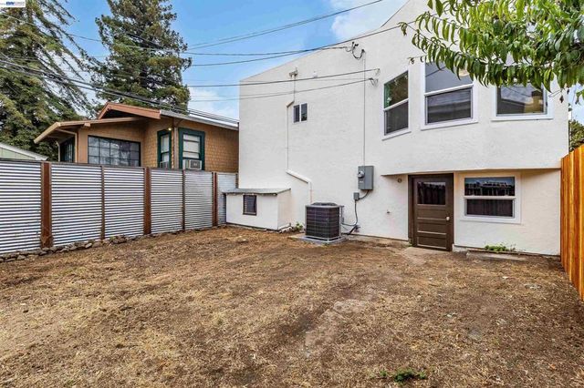 422 Monterey St, Vallejo, CA 94590