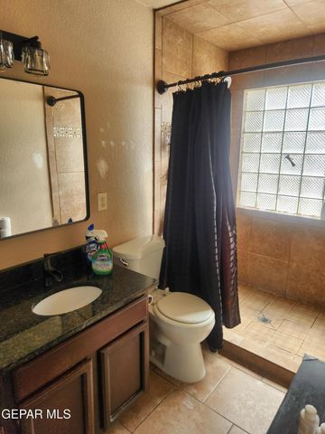2292 LISA SHERR Street, El Paso, TX 79938