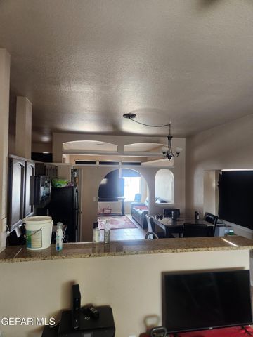 2292 LISA SHERR Street, El Paso, TX 79938