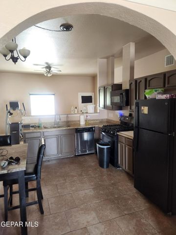 2292 LISA SHERR Street, El Paso, TX 79938