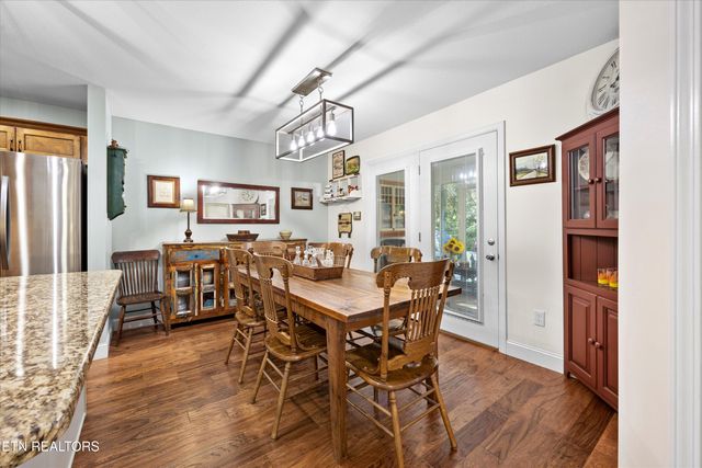 120 Wind Chase Blvd, Madisonville, TN 37354