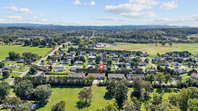 120 Wind Chase Blvd, Madisonville, TN 37354