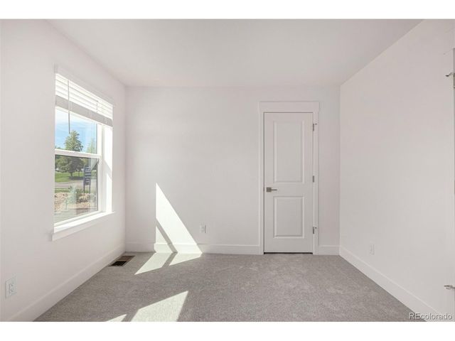 39 Ascent Trl, Englewood, CO 80112