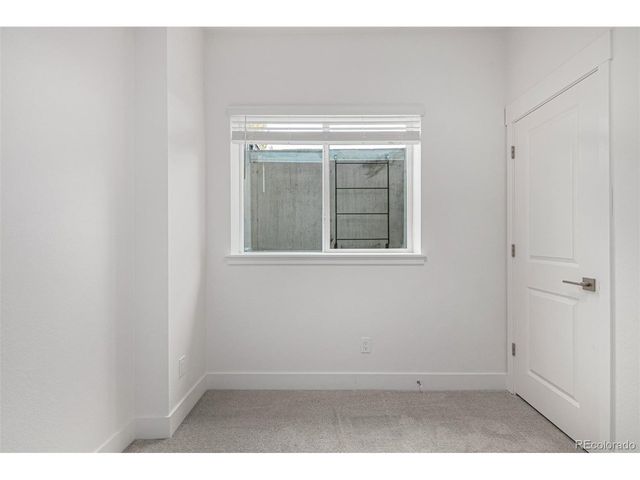 39 Ascent Trl, Englewood, CO 80112