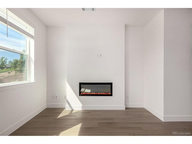 39 Ascent Trl, Englewood, CO 80112