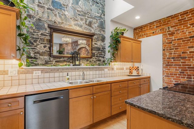 6 Bay Rd Unit 31, Newmarket, NH 03857