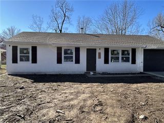 10908 Ewing Avenue, Kansas City, MO 64134