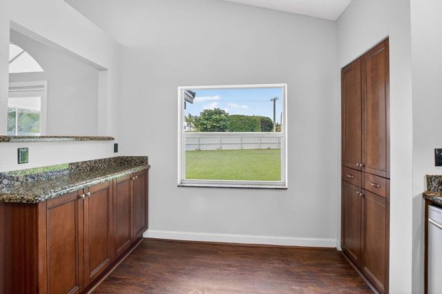 7550 Ironbridge Circle, Delray Beach, FL 33446