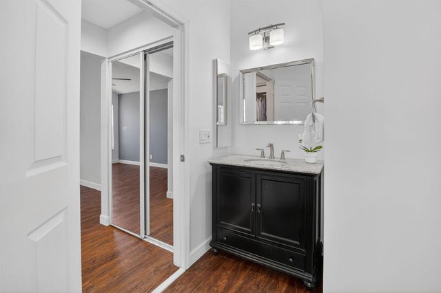 7550 Ironbridge Circle, Delray Beach, FL 33446