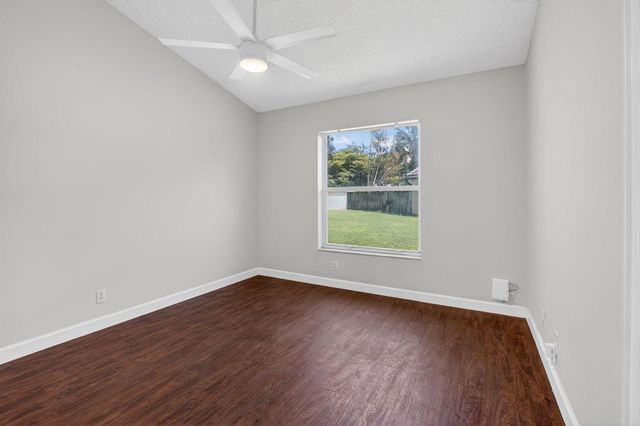 7550 Ironbridge Circle, Delray Beach, FL 33446