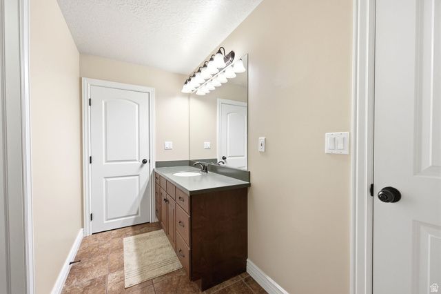 4516 W SEBAGO WAY, South Jordan, UT 84009