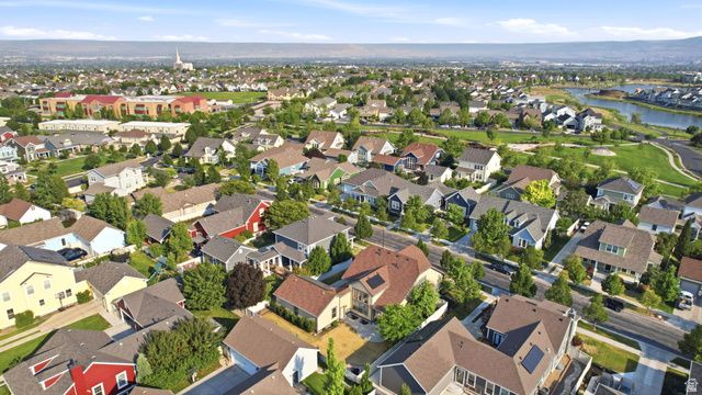 4516 W SEBAGO WAY, South Jordan, UT 84009