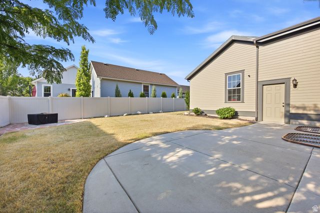 4516 W SEBAGO WAY, South Jordan, UT 84009