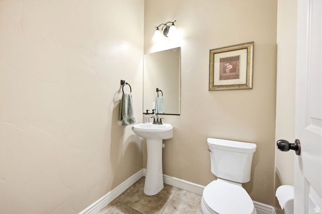 4516 W SEBAGO WAY, South Jordan, UT 84009