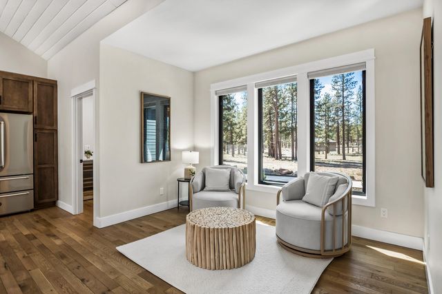 16611 Wilt Road, Sisters, OR 97759