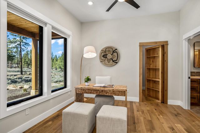 16611 Wilt Road, Sisters, OR 97759