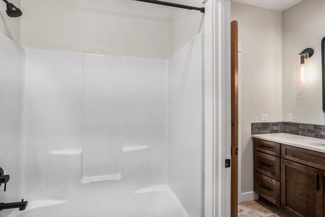 16611 Wilt Road, Sisters, OR 97759