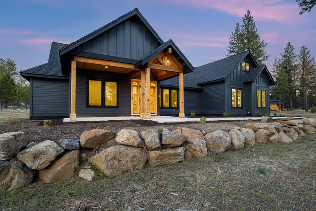 16611 Wilt Road, Sisters, OR 97759