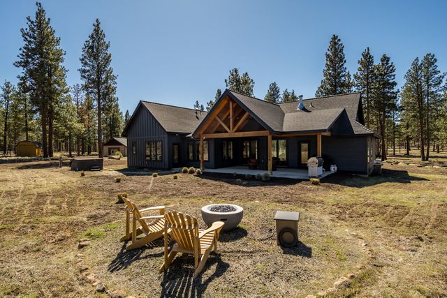 16611 Wilt Road, Sisters, OR 97759