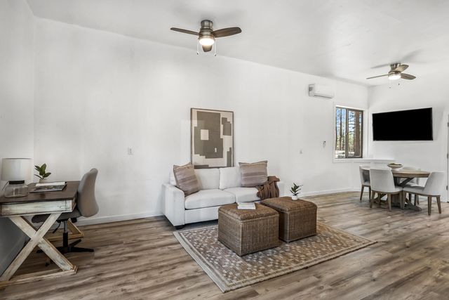 16611 Wilt Road, Sisters, OR 97759