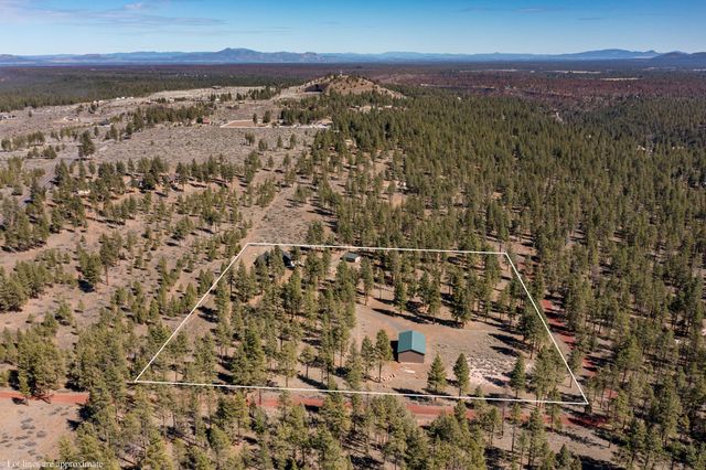 16611 Wilt Road, Sisters, OR 97759