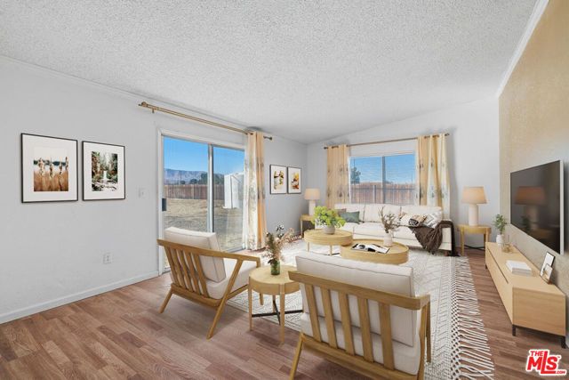 16670 E Avenue T4, Llano, CA 93544