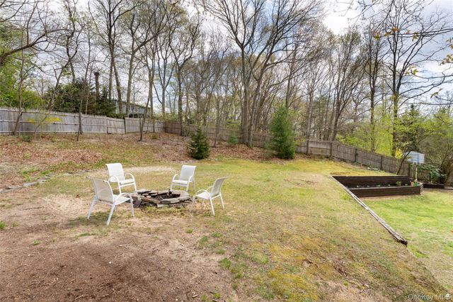 591 Meadow Road, Kings Park, NY 11754