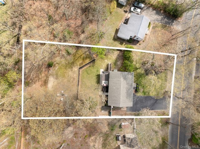 591 Meadow Road, Kings Park, NY 11754