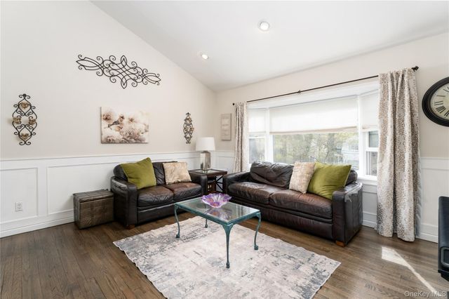 591 Meadow Road, Kings Park, NY 11754