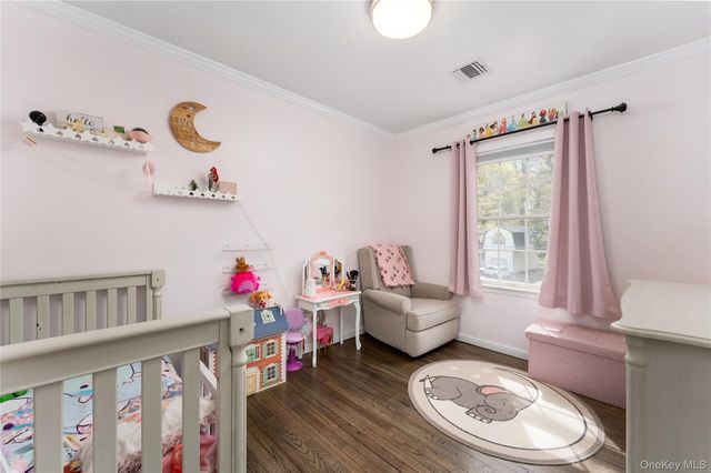 591 Meadow Road, Kings Park, NY 11754