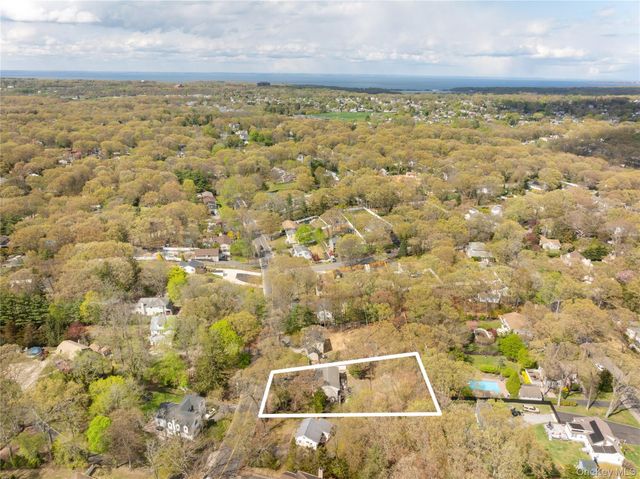 591 Meadow Road, Kings Park, NY 11754