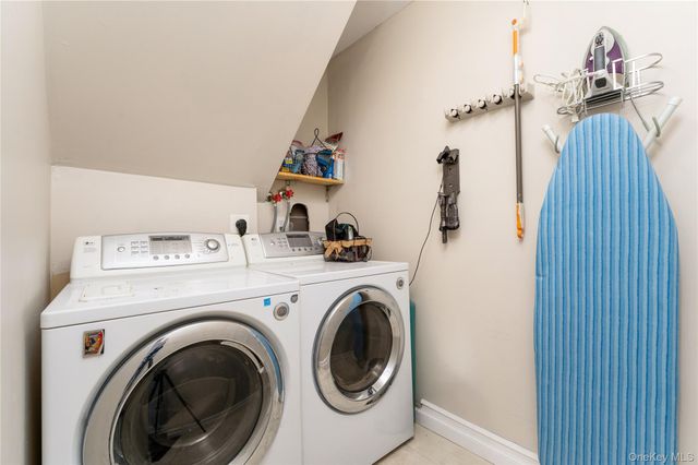 591 Meadow Road, Kings Park, NY 11754