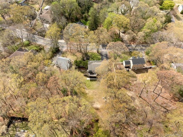 591 Meadow Road, Kings Park, NY 11754