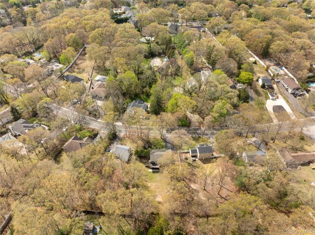 591 Meadow Road, Kings Park, NY 11754