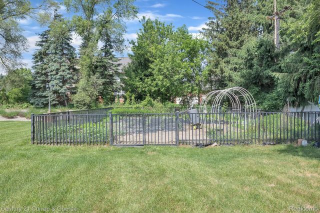 17965 BECK Road, Northville Twp, MI 48168