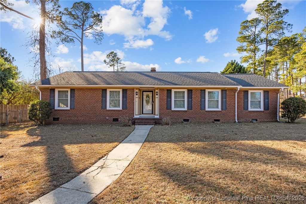 6319 WHITEHALL, Fayetteville, NC 28303 — exterior