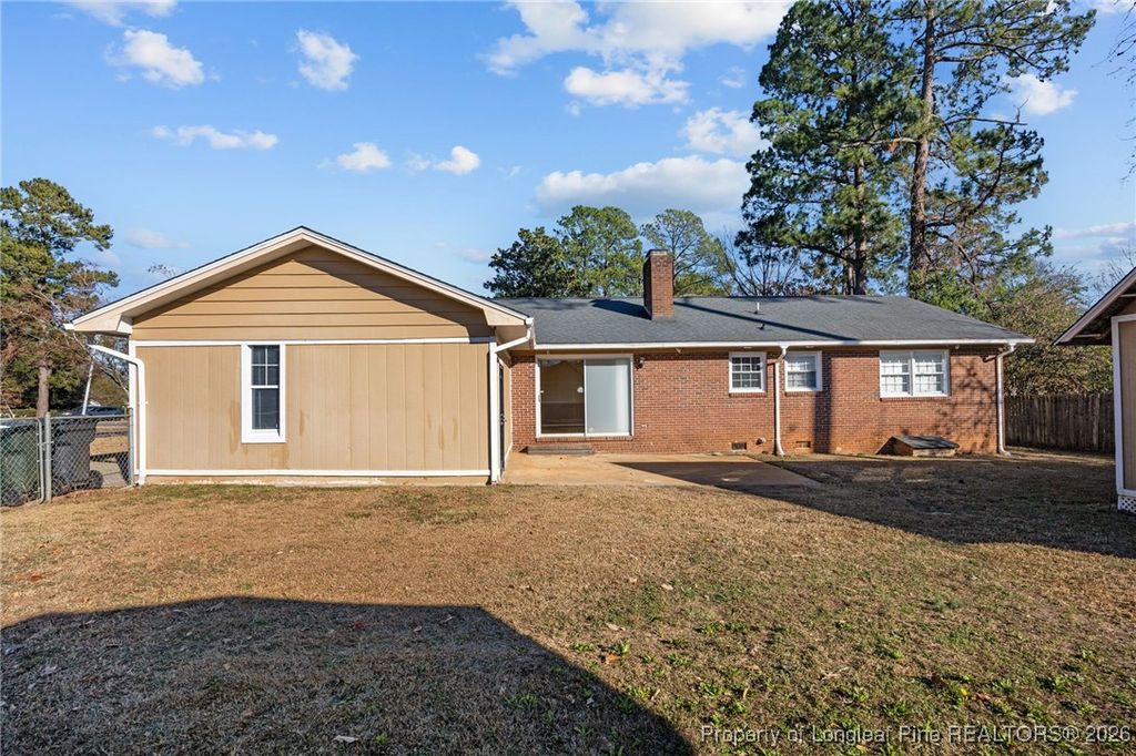 6319 WHITEHALL, Fayetteville, NC 28303 — photo 2