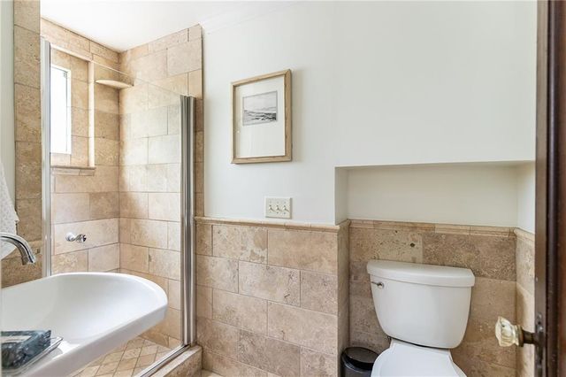 7215 Walnut Street, Kansas City, MO 64114