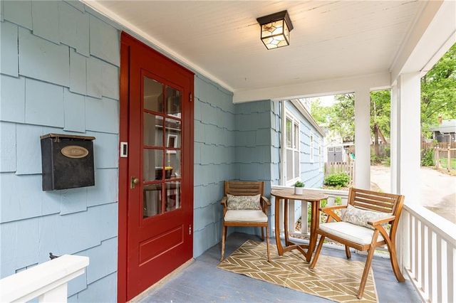 7215 Walnut Street, Kansas City, MO 64114