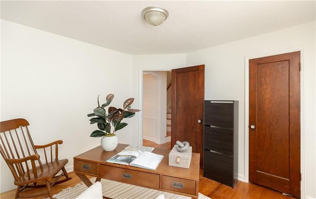 7215 Walnut Street, Kansas City, MO 64114