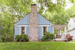 7215 Walnut Street, Kansas City, MO 64114