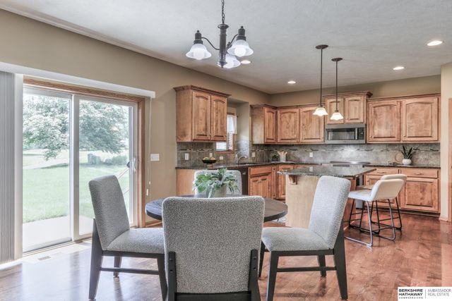 21315 Blackstone Circle, Gretna, NE 68028