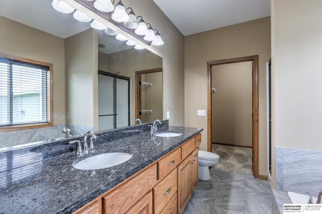 21315 Blackstone Circle, Gretna, NE 68028