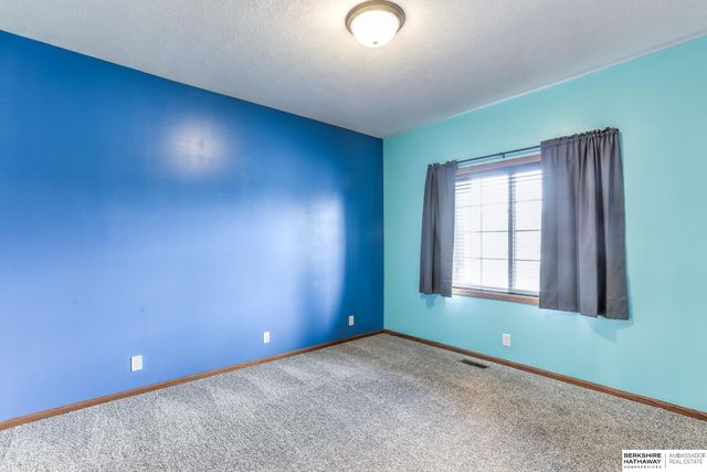 21315 Blackstone Circle, Gretna, NE 68028
