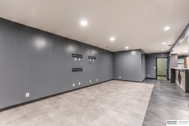 21315 Blackstone Circle, Gretna, NE 68028