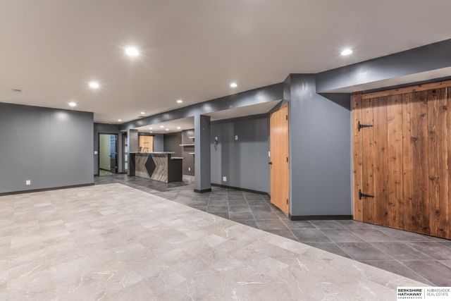 21315 Blackstone Circle, Gretna, NE 68028