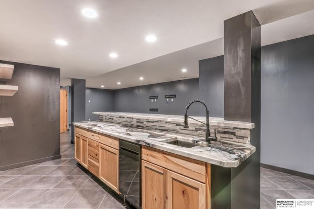 21315 Blackstone Circle, Gretna, NE 68028
