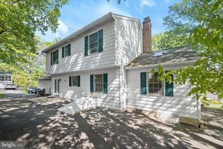 6935 PINEWAY, Hyattsville, MD 20782